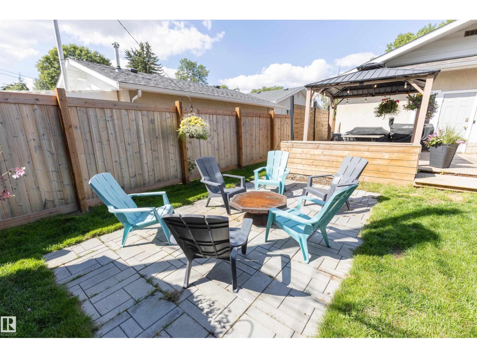 Photo 15 of 784 Birch Av, Sherwood Park AB
