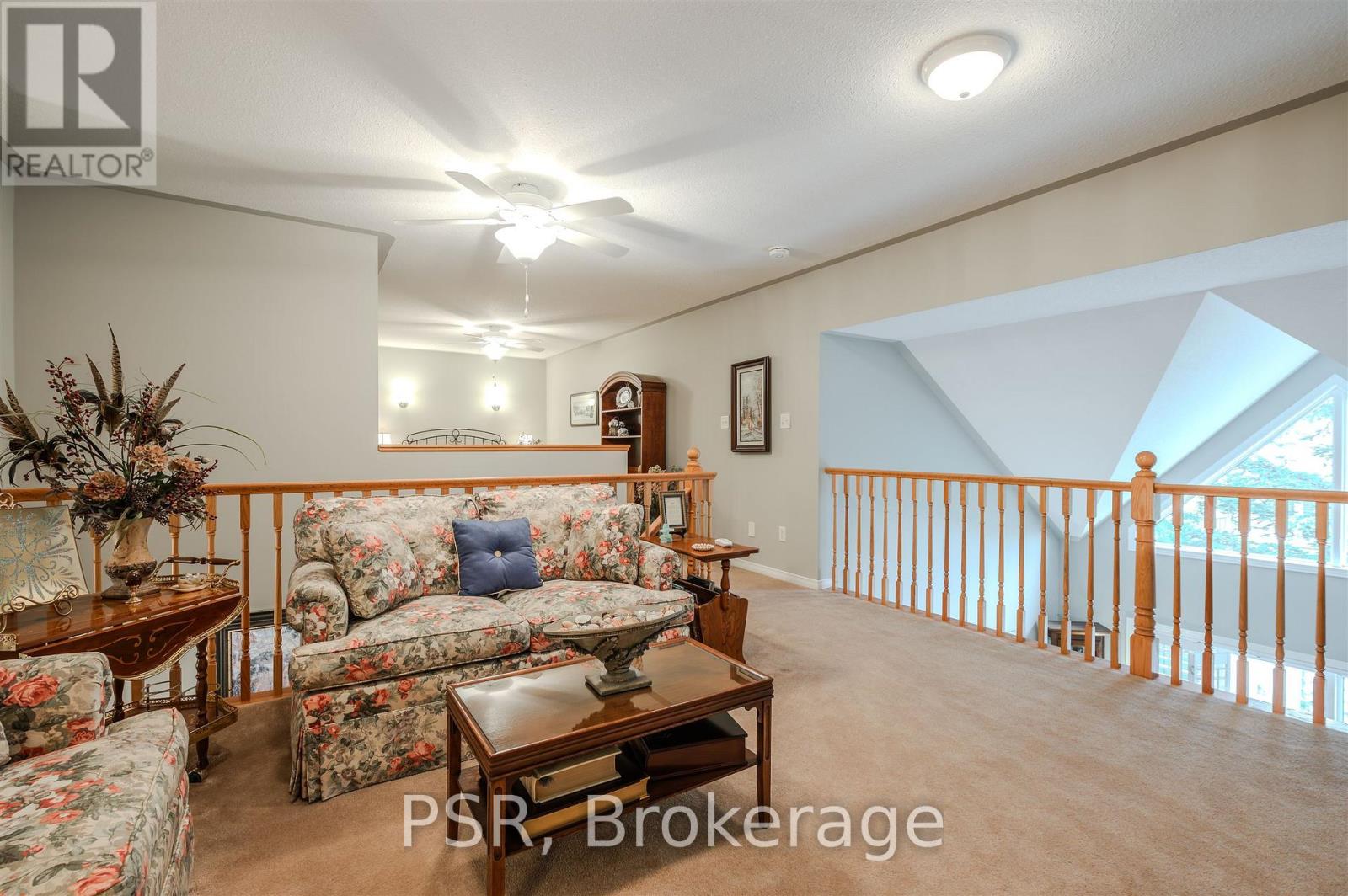 Photo 27 of 49 212 Stonehenge Drive, Hamilton ON