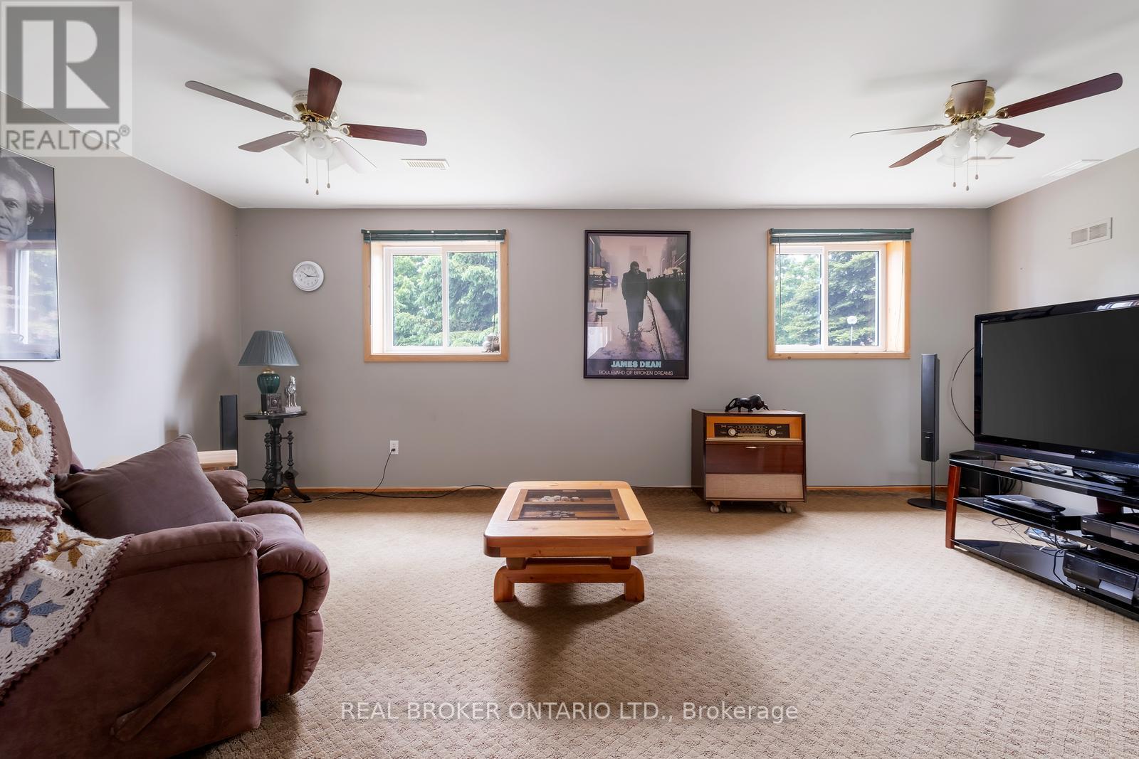 Photo 22 of 1743 Barton Drive, Selwyn ON