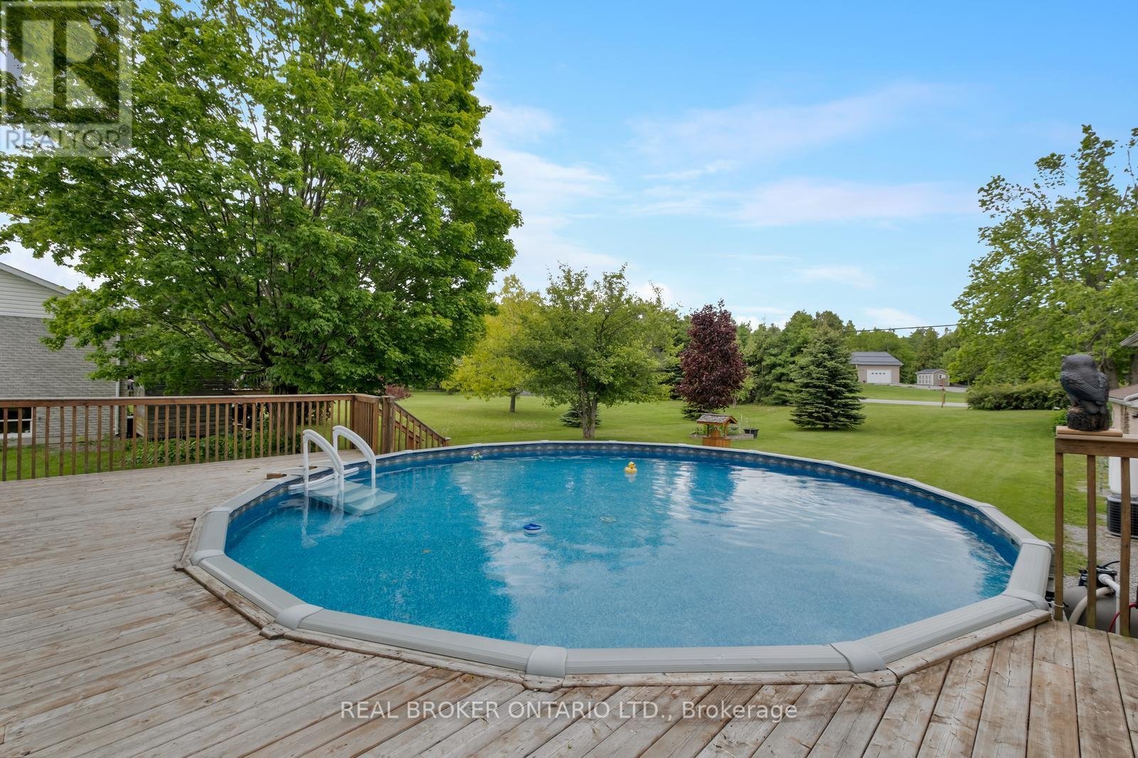 Photo 25 of 1743 Barton Drive, Selwyn ON