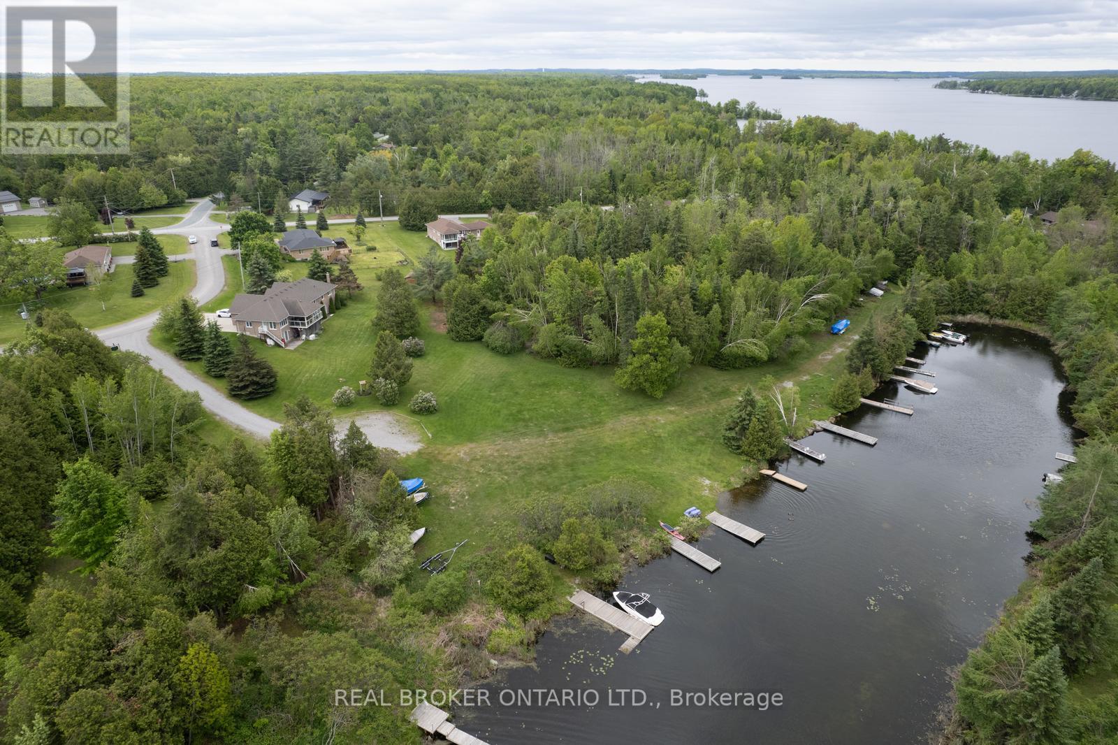 Photo 24 of 1743 Barton Drive, Selwyn ON