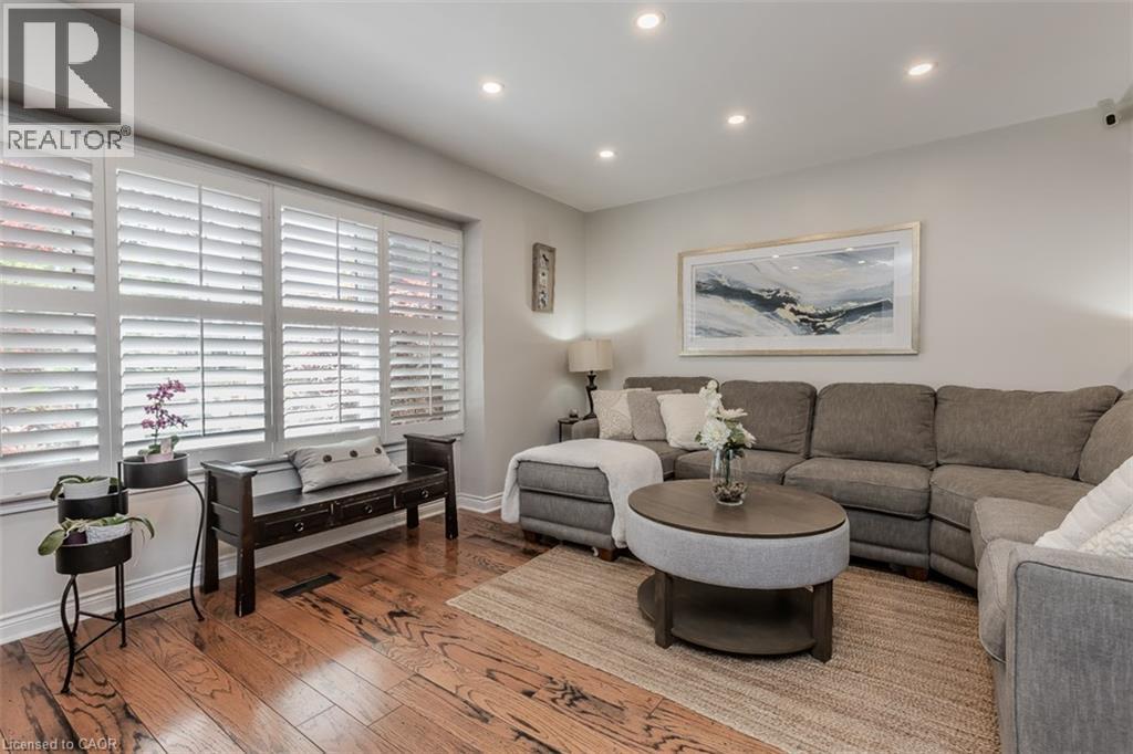 Photo 13 of 5253 Bromley Road, Burlington ON