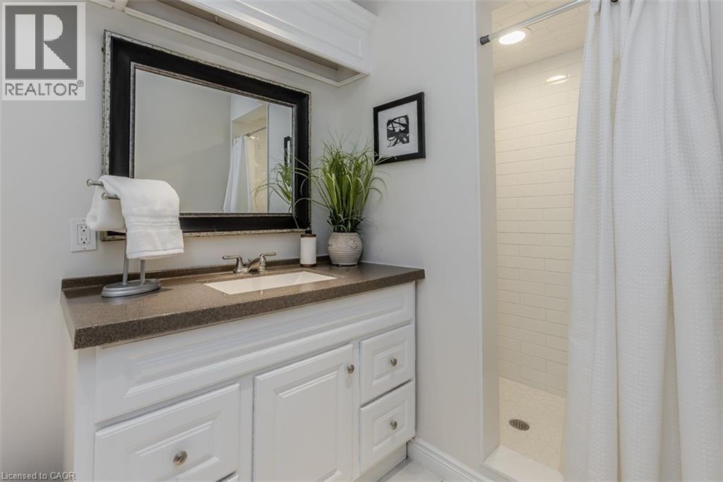 Photo 32 of 5253 Bromley Road, Burlington ON