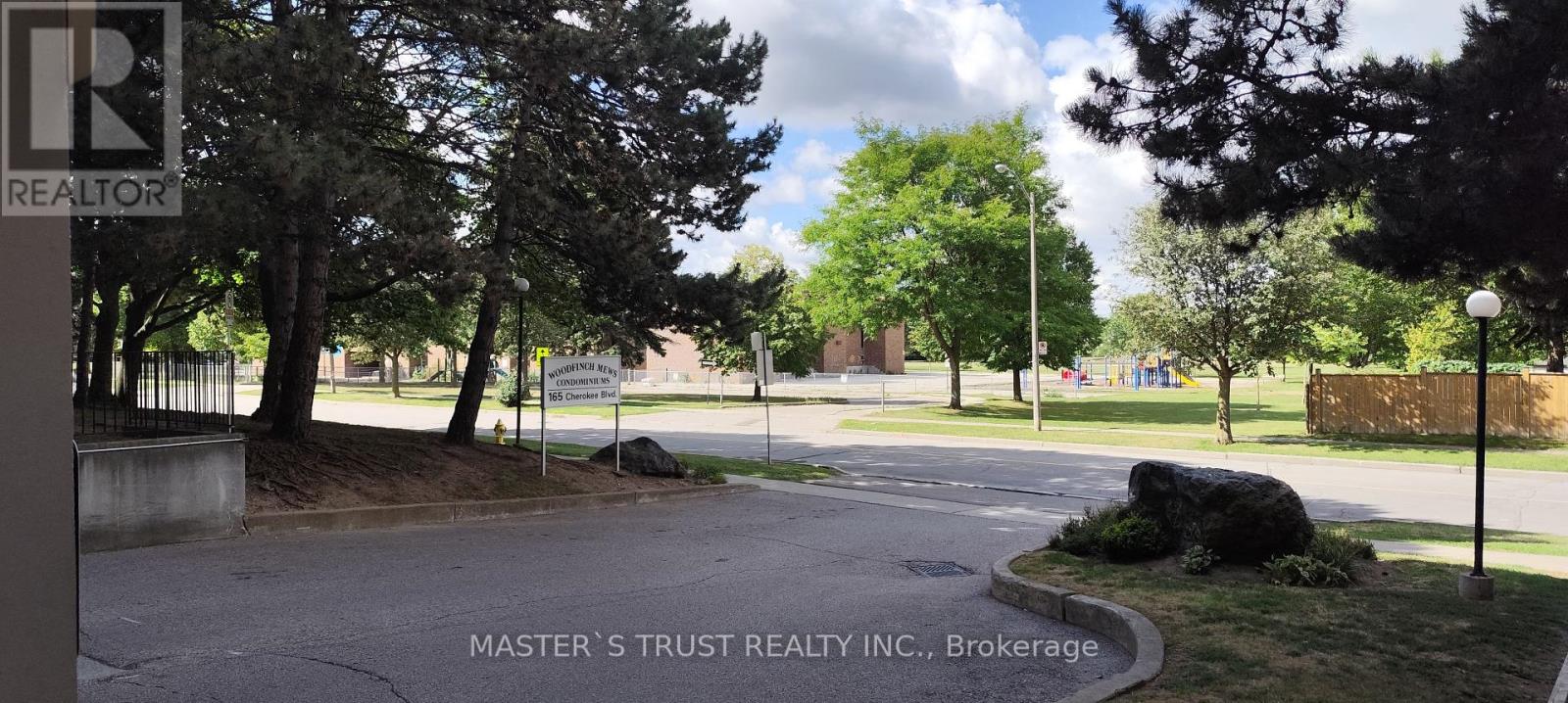 Photo 21 of 209 165 Cherokee Boulevard, Toronto ON