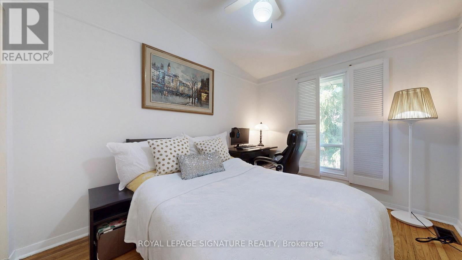 Photo 6 of 76 6 Esterbrooke Avenue, Toronto ON