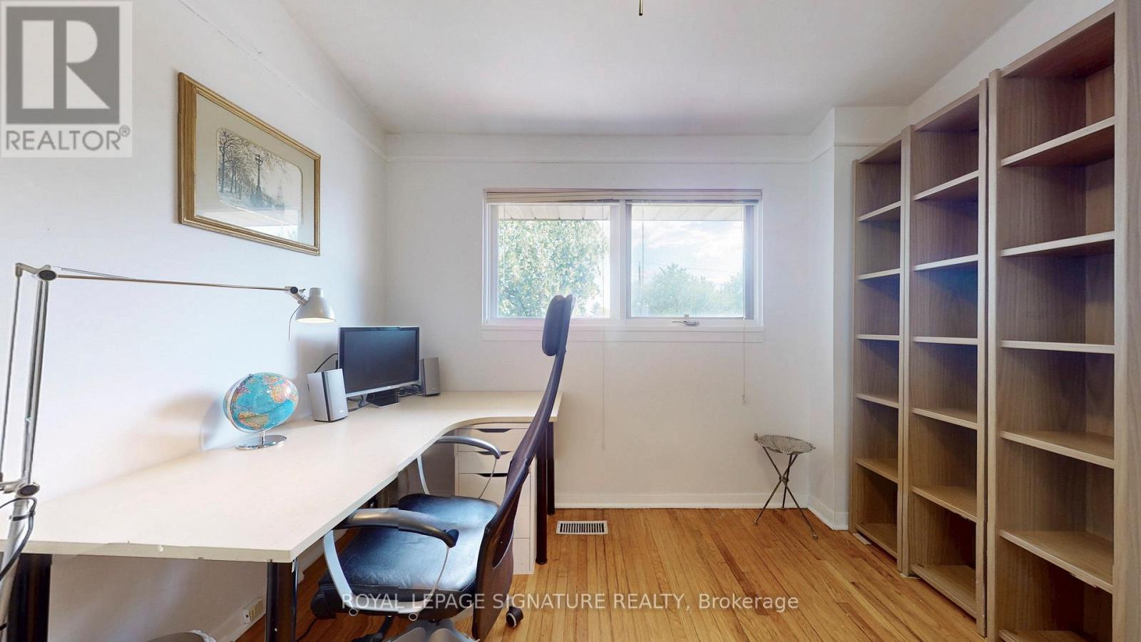 Photo 38 of 76 6 Esterbrooke Avenue, Toronto ON