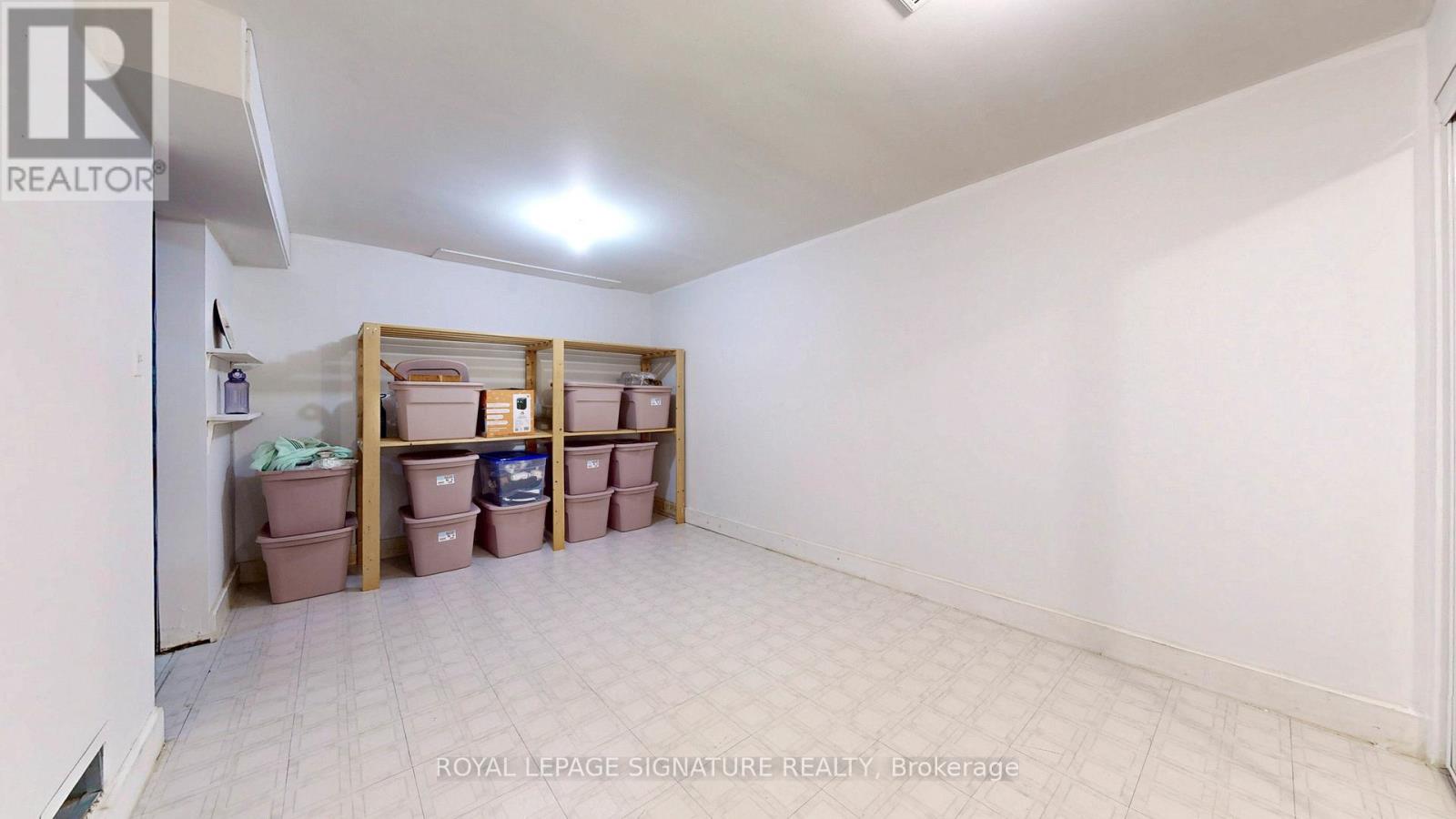 Photo 24 of 76 6 Esterbrooke Avenue, Toronto ON