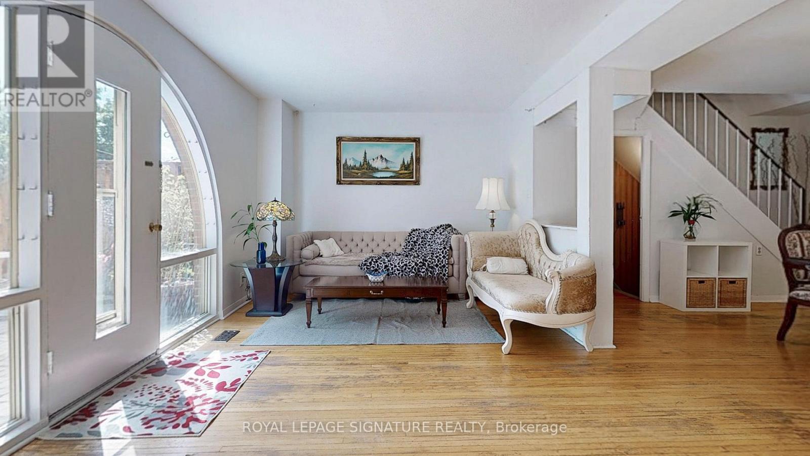Photo 11 of 76 6 Esterbrooke Avenue, Toronto ON