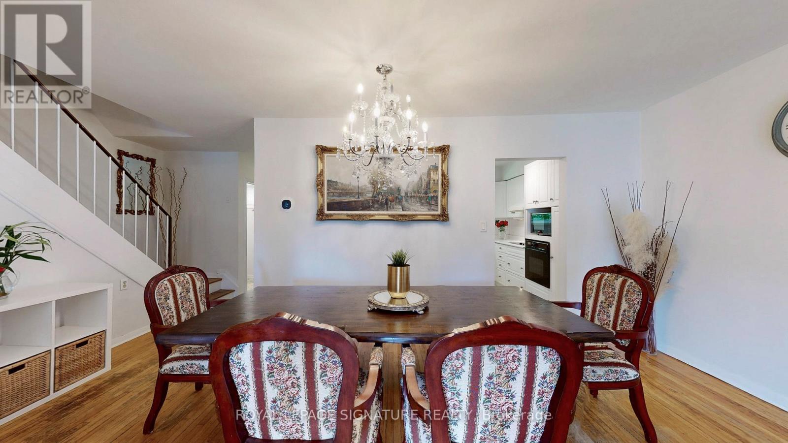 Photo 28 of 76 6 Esterbrooke Avenue, Toronto ON