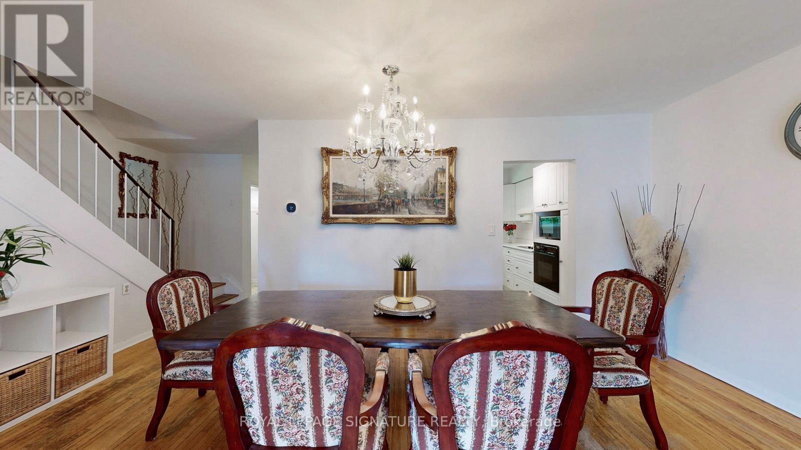 Photo 23 of 76 6 Esterbrooke Avenue, Toronto ON