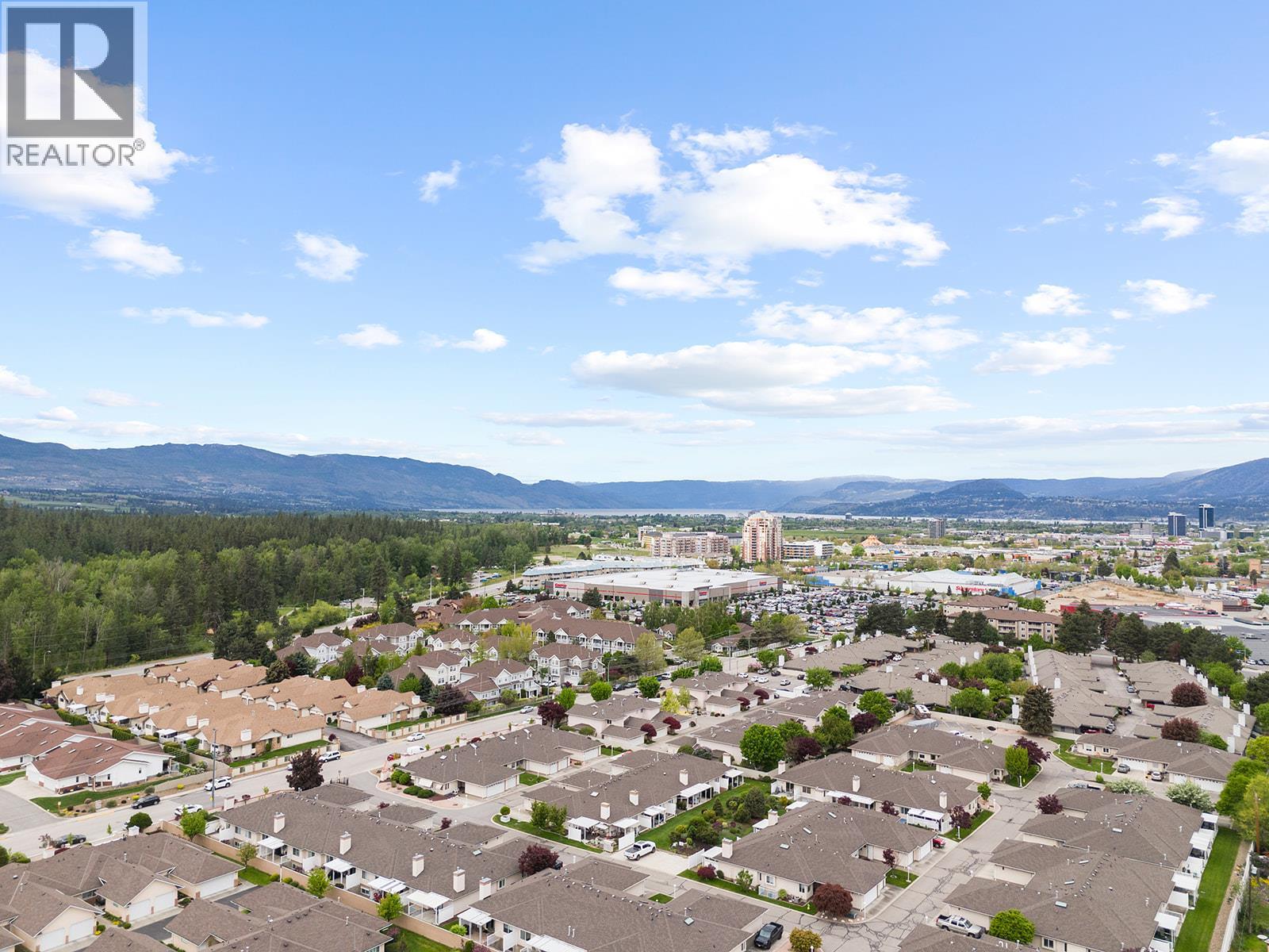Photo 1 of 1874 Parkview Crescent Unit 7, Kelowna BC