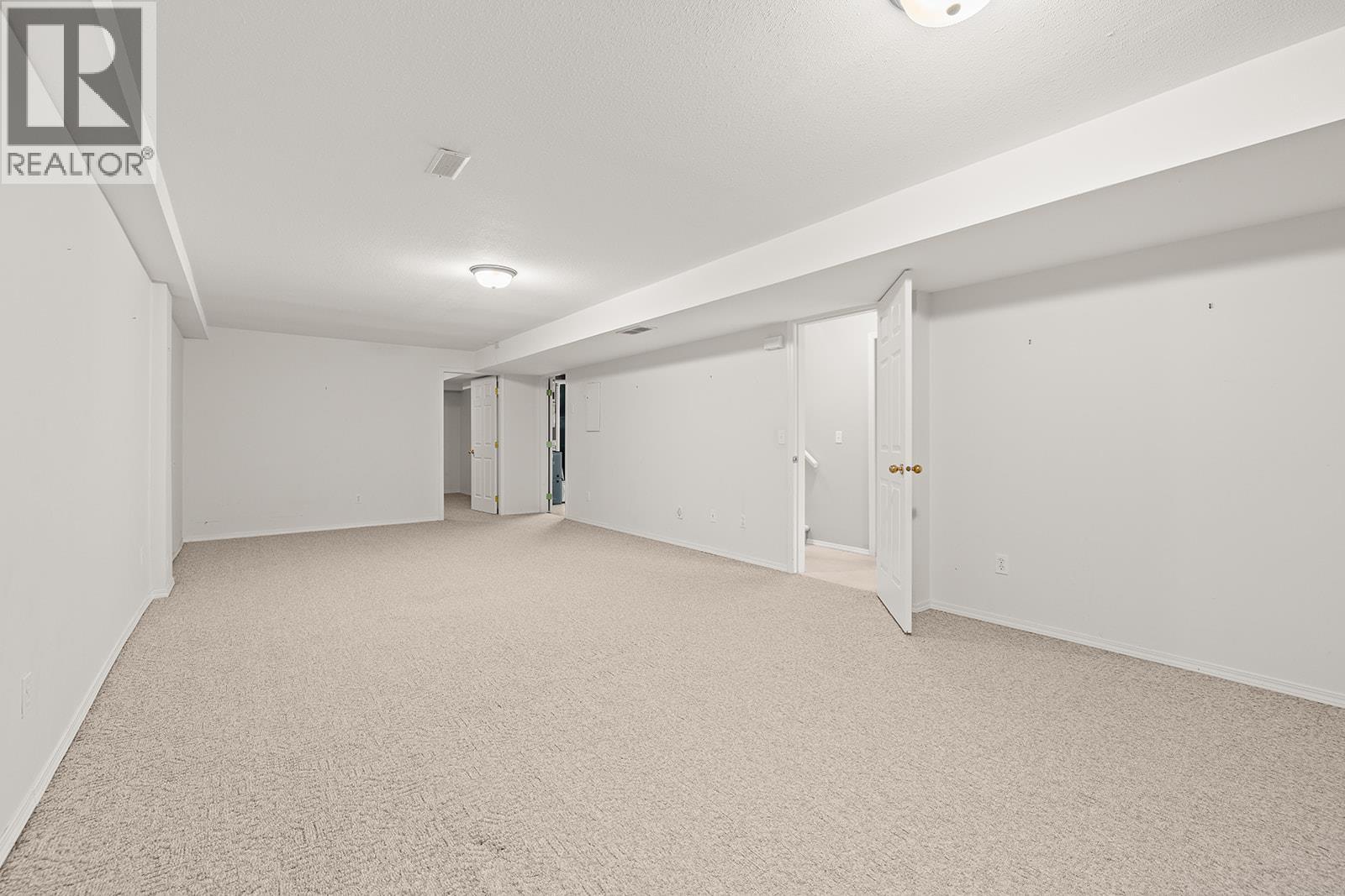 Photo 26 of 1874 Parkview Crescent Unit 7, Kelowna BC