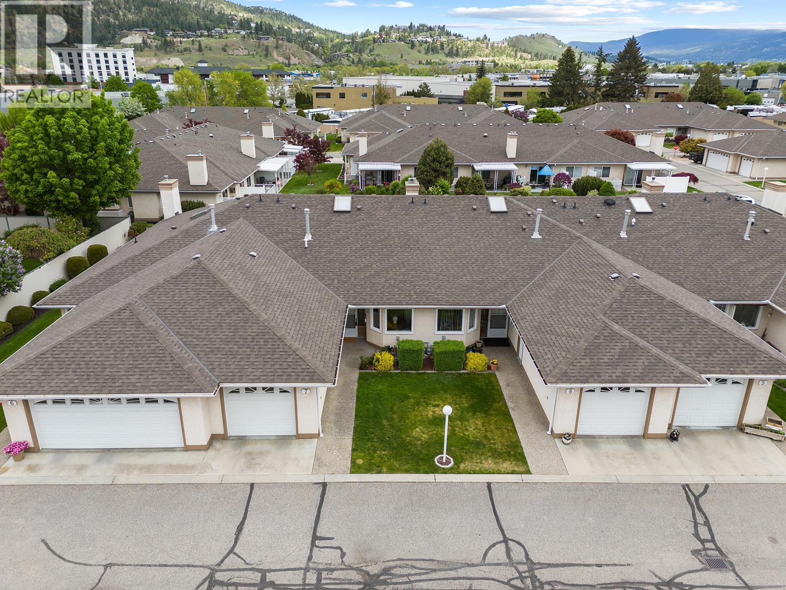 Photo 16 of 1874 Parkview Crescent Unit 7, Kelowna BC