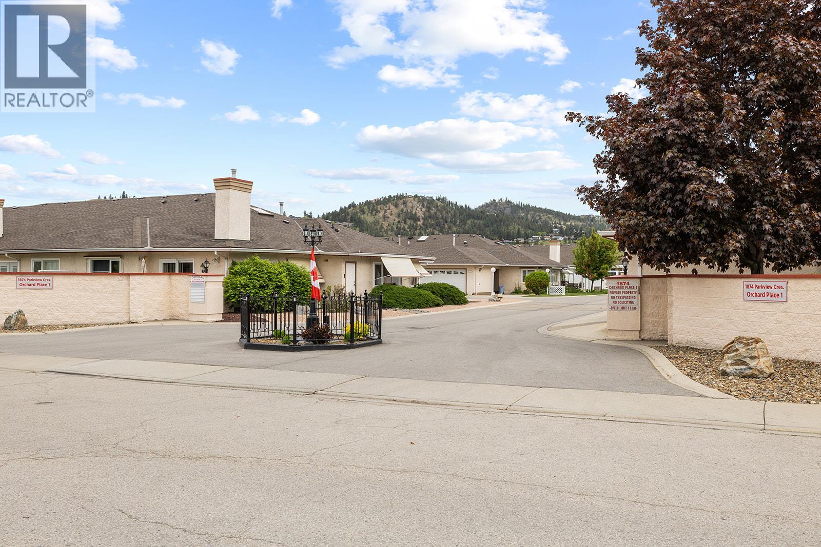 Photo 23 of 1874 Parkview Crescent Unit 7, Kelowna BC