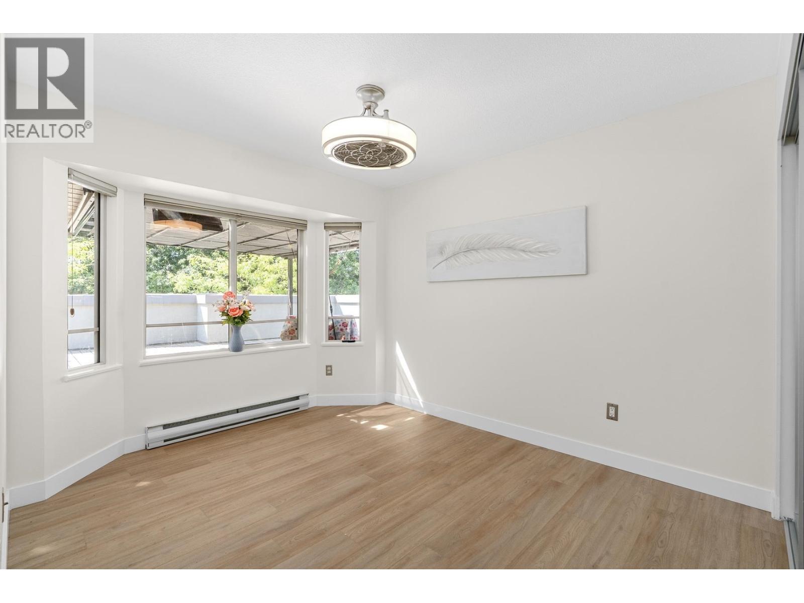 Photo 15 of 401 2345 Central Avenue, Port Coquitlam BC