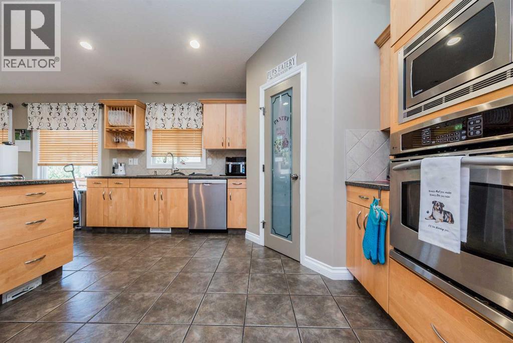 Photo 15 of 10214 72 Avenue, Grande Prairie AB