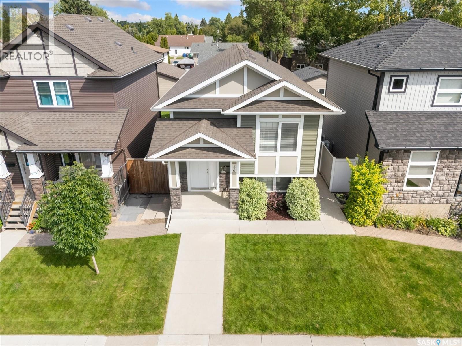 Photo 14 of 118 Childers Crescent, Saskatoon SK