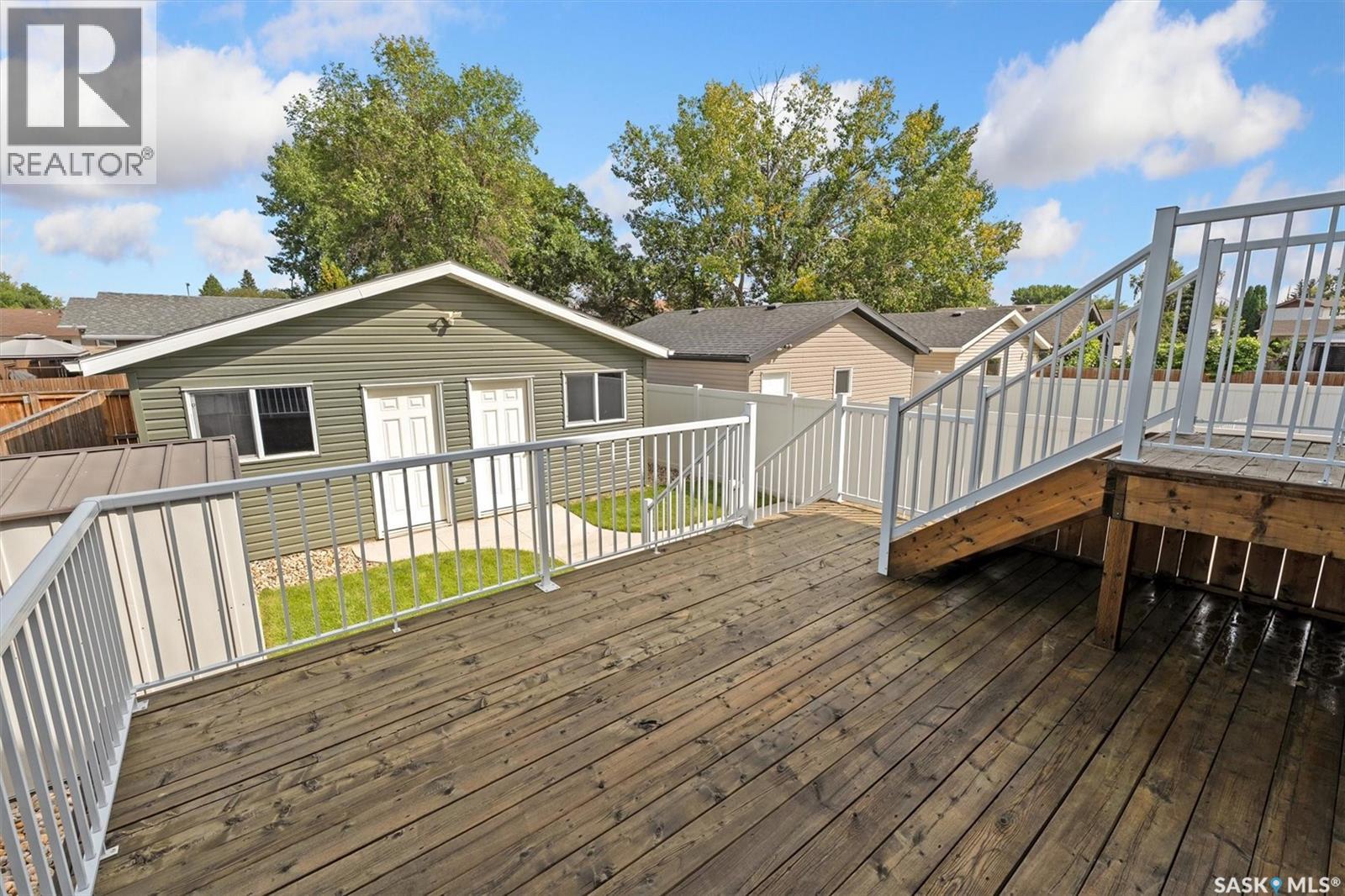 Photo 7 of 118 Childers Crescent, Saskatoon SK