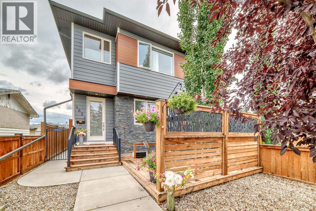 Single Family House for Sale in   Street NW Bowness Calgary 