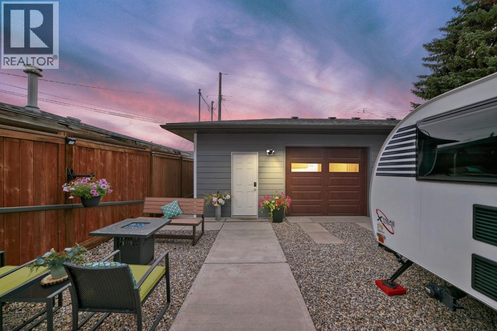 Single Family House for Sale in   Street NW Bowness Calgary 
