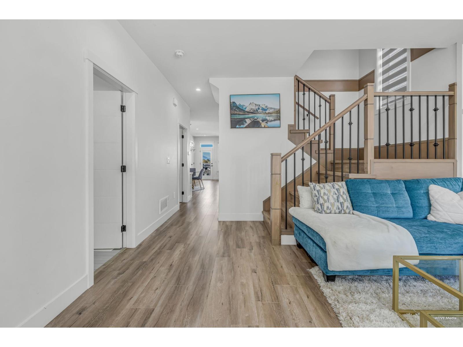 Photo 5 of 13963 60 Avenue, Surrey BC