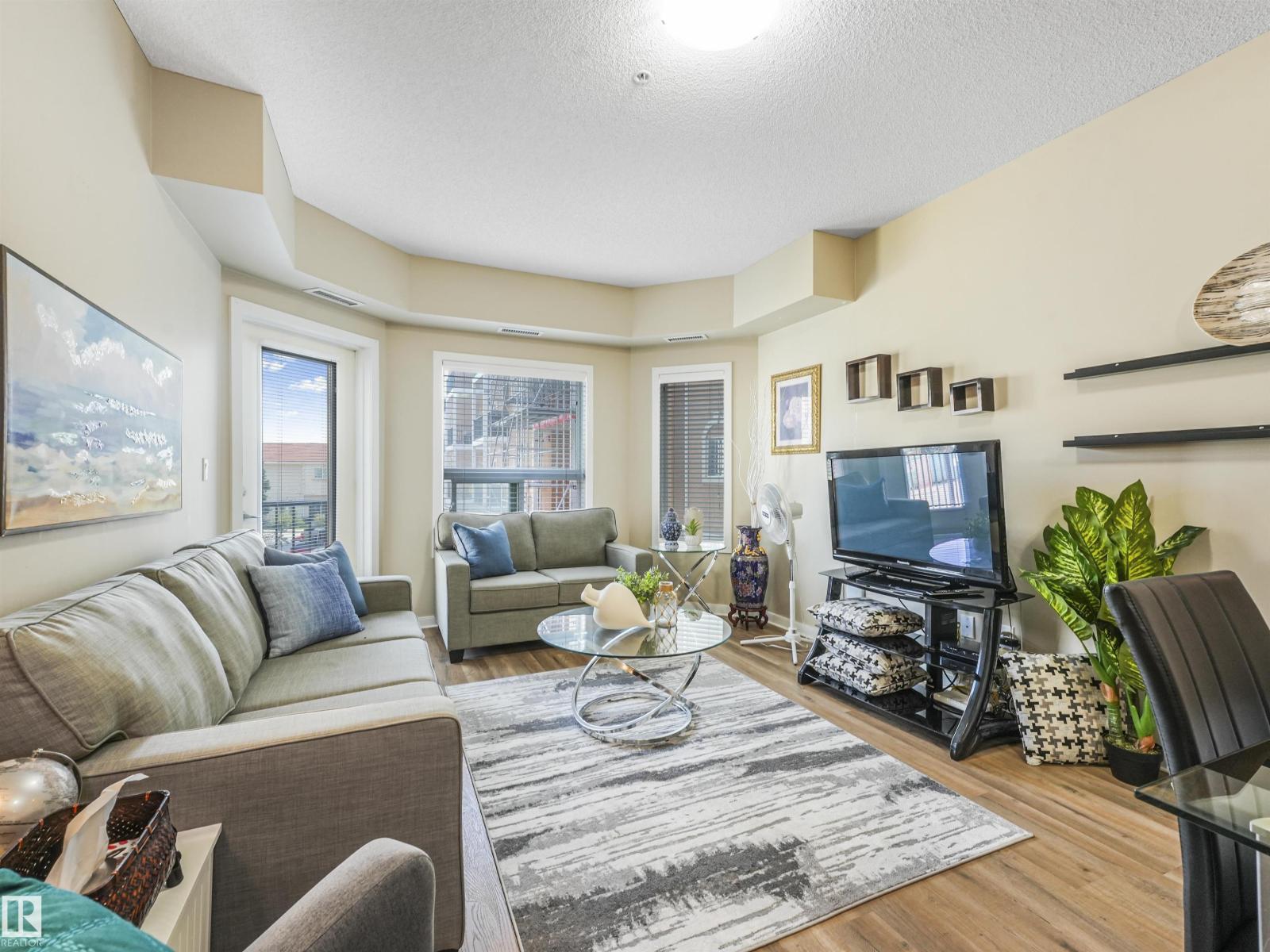 Photo 7 of 203 13835 155 Av Nw, Edmonton AB