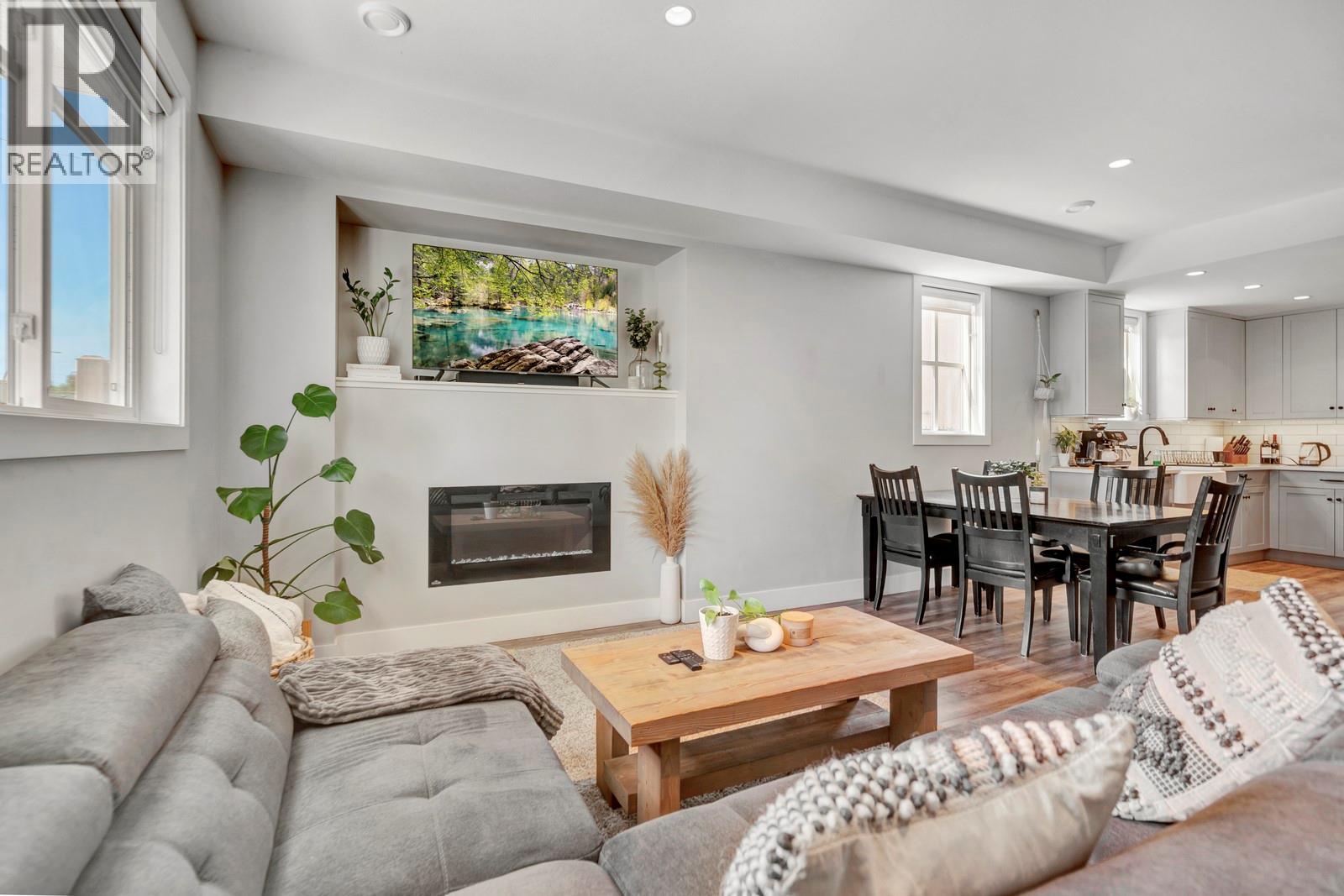 Photo 23 of 784 Glenwood Avenue, Kelowna BC