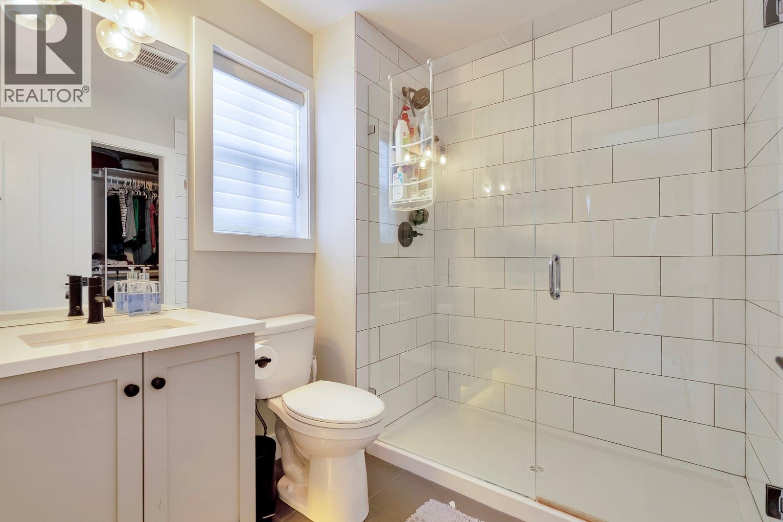 Photo 14 of 782 Glenwood Avenue, Kelowna BC