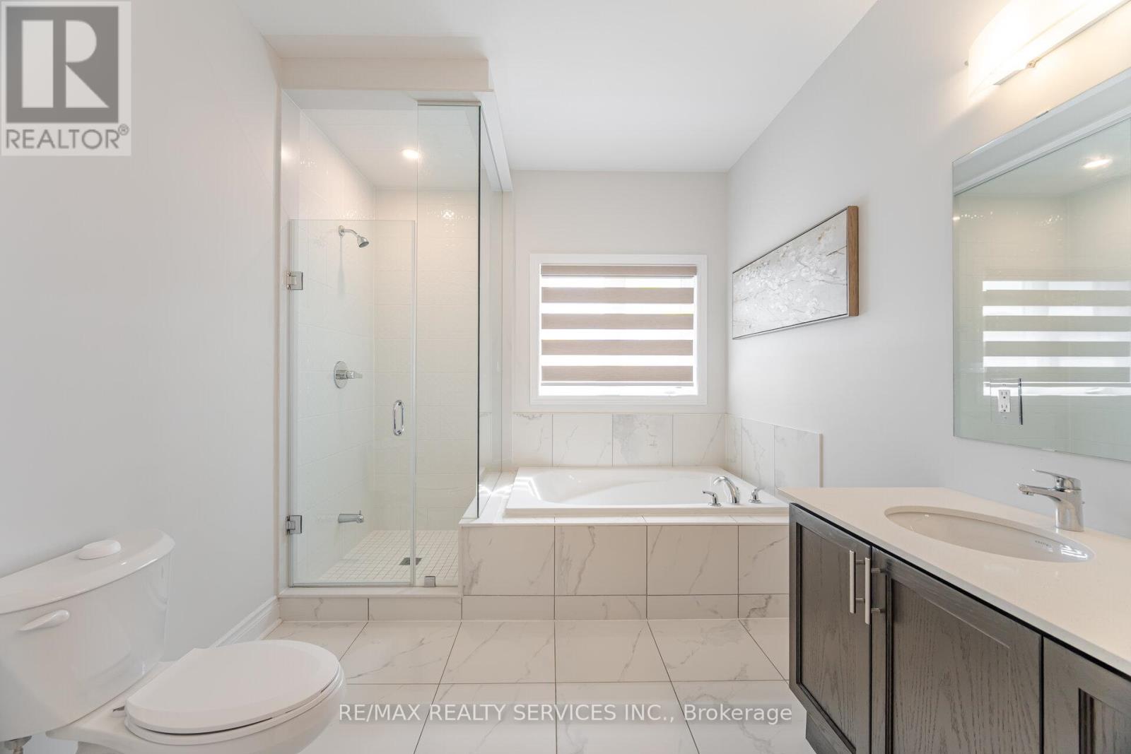 Photo 3 of 36 Michener Drive, Brampton ON