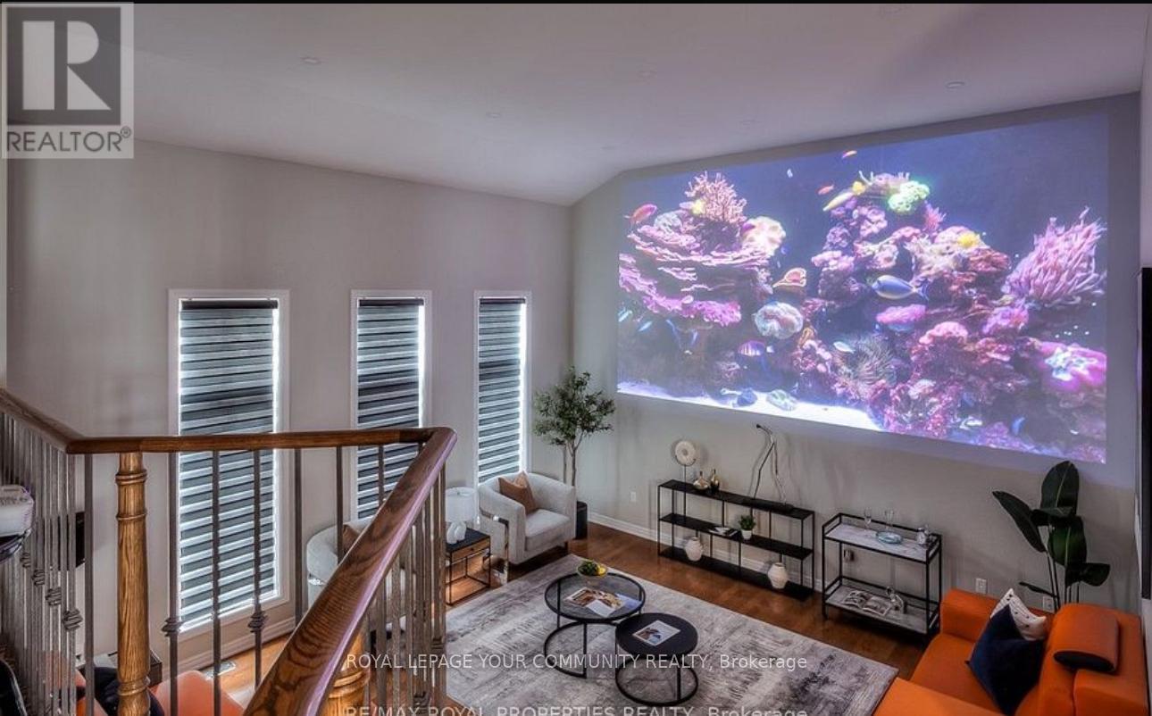 Photo 15 of 8 Speight Court, Ajax ON