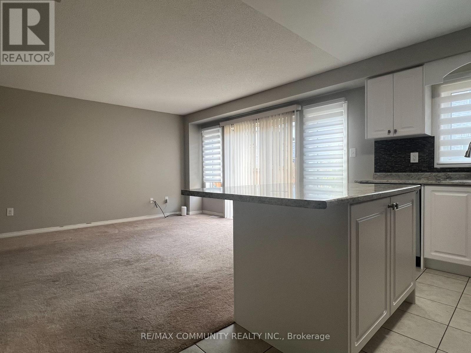 Photo 4 of 12 Mortlock Street, Ajax ON