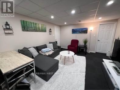 Photo 5 of Bsmt 211 Bellamy Road N, Toronto ON