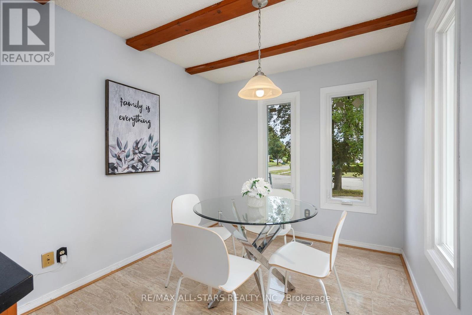Photo 20 of 1247 Canborough Crescent, Pickering ON