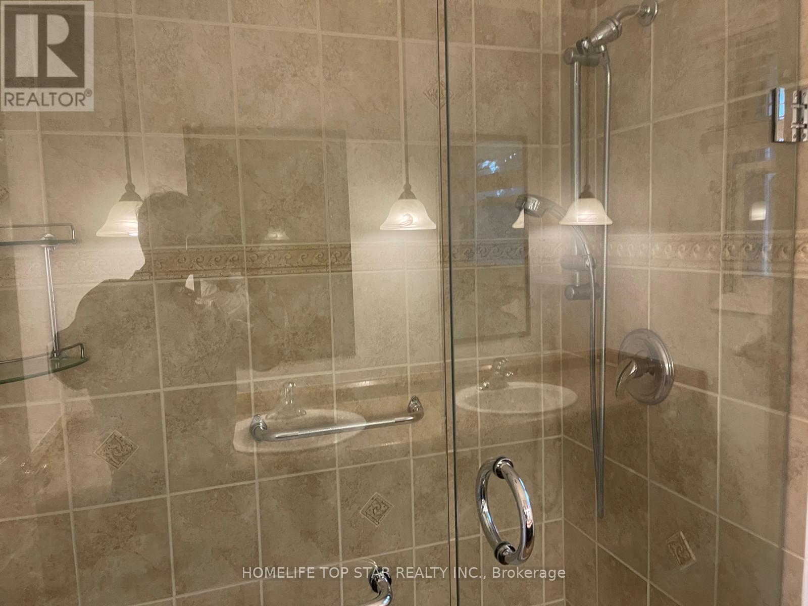 Photo 11 of 336 Conlin Road E, Oshawa ON