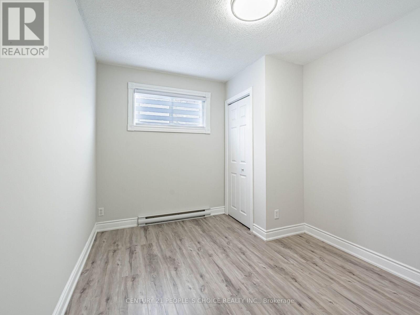 Photo 24 of 25 506 Normandy Street, Oshawa ON