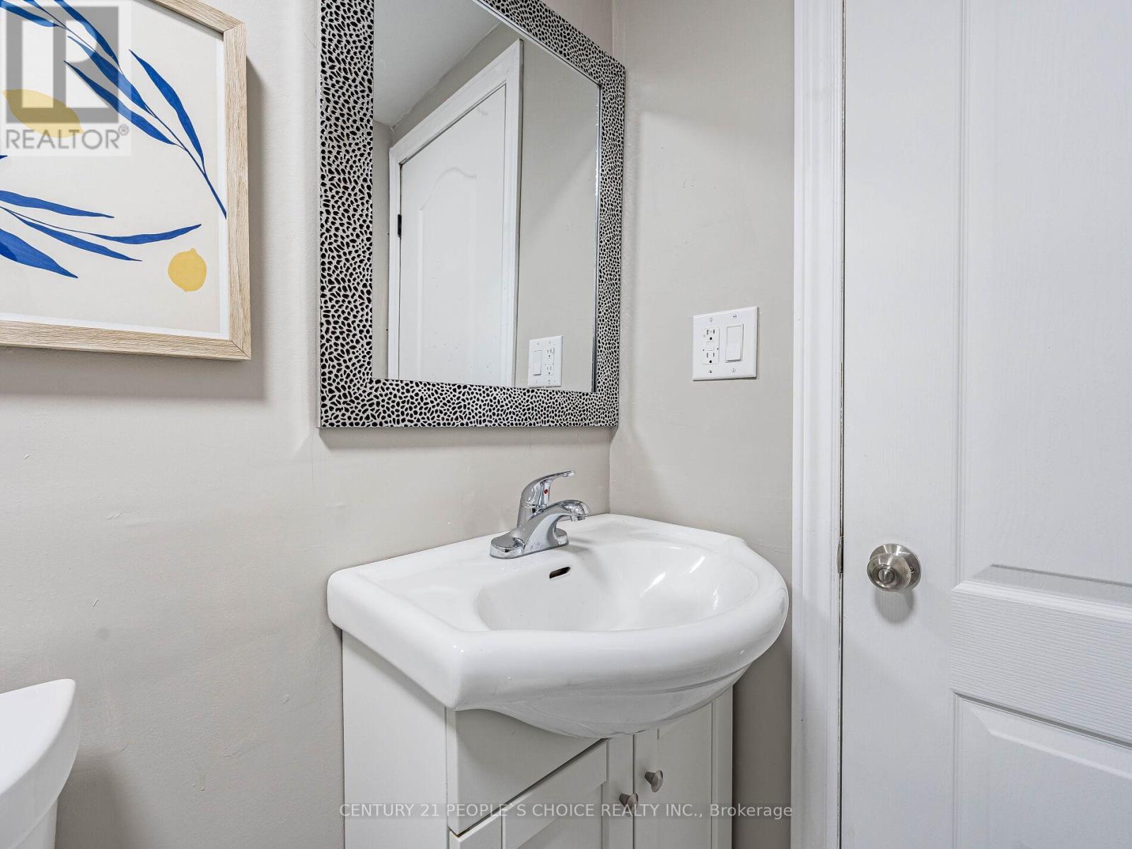 Photo 36 of 25 506 Normandy Street, Oshawa ON