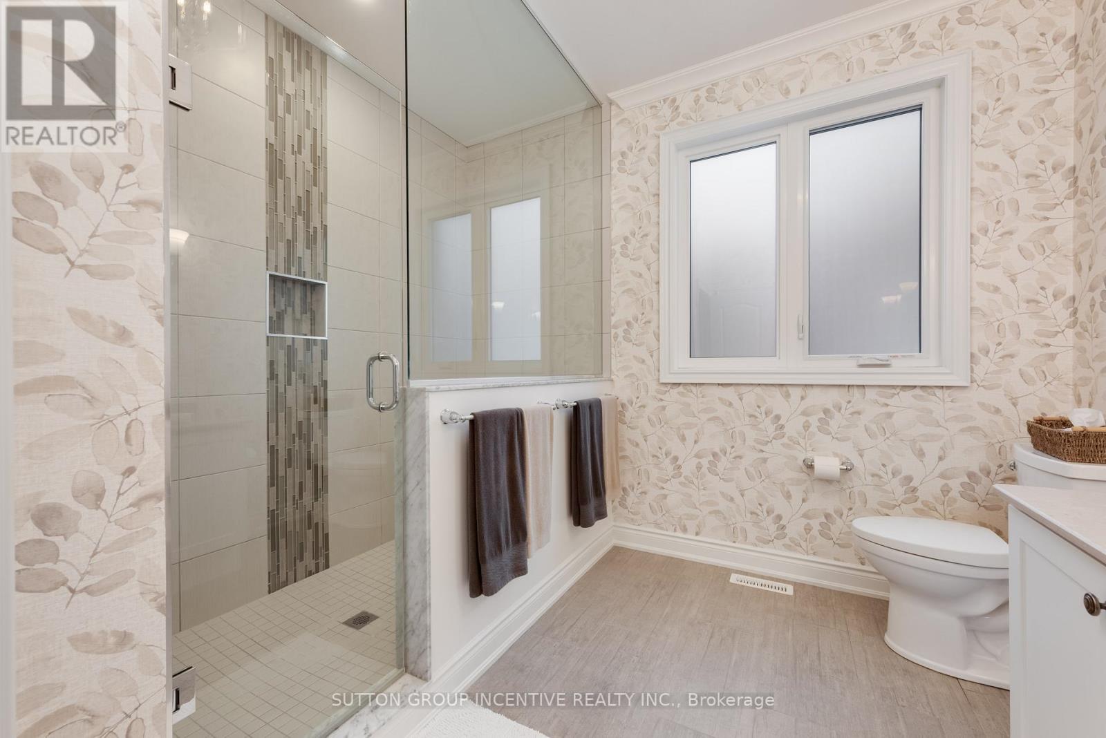 Photo 5 of 3094 Orion Boulevard, Orillia ON