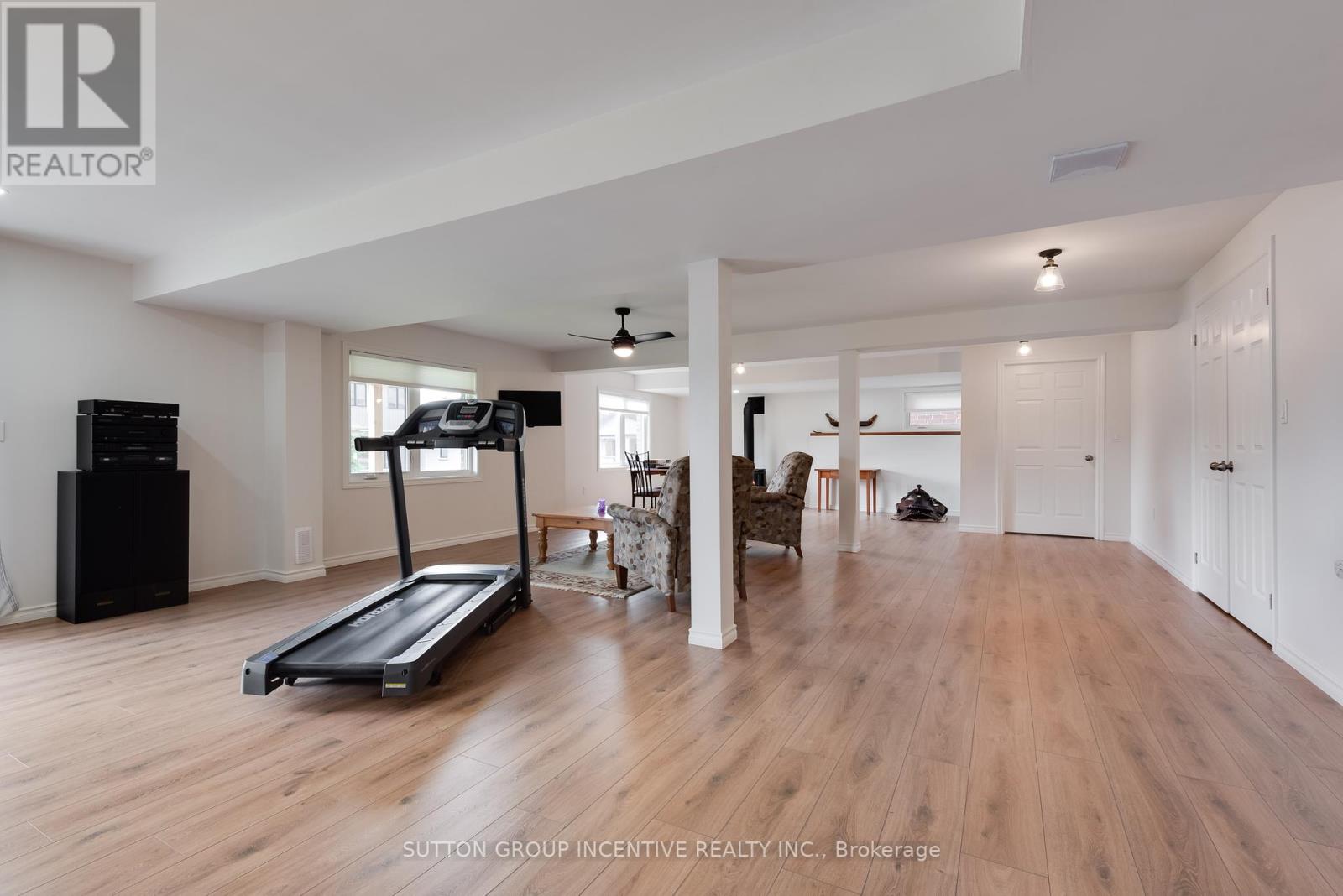Photo 17 of 3094 Orion Boulevard, Orillia ON