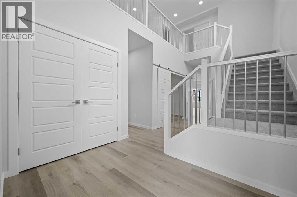 Single Family House for Sale in  Emerald Drive Evergreen Red Deer 