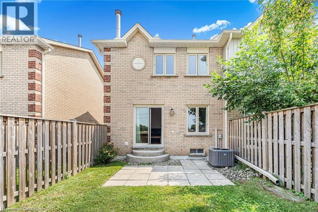 Photo 32 of 302 College Avenue W Unit 119, Guelph ON
