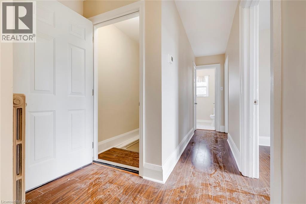Photo 2 of 457 King Street E, Cambridge ON