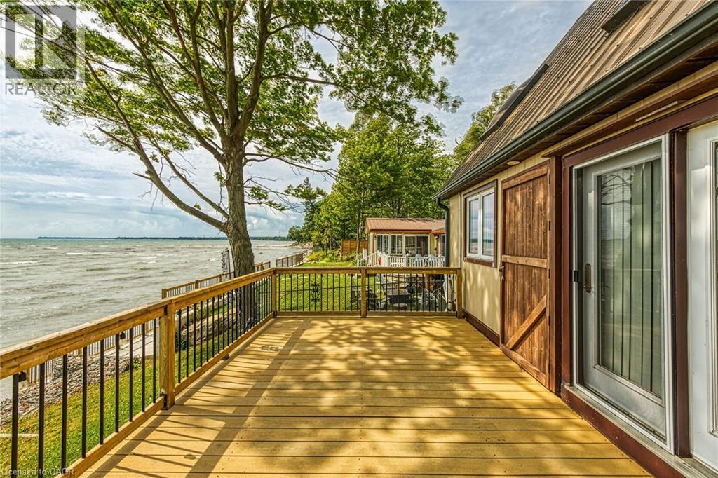 Photo 15 of 20 Hoover Point Lane, Selkirk ON