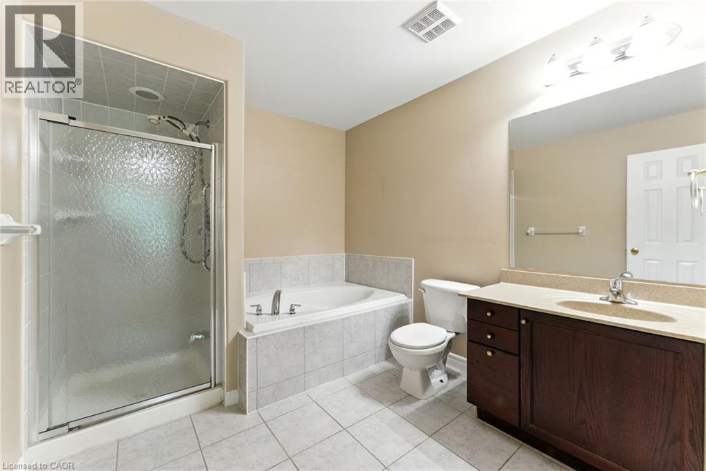 Photo 16 of 40 Wesleyan Court Unit 6, Ancaster ON