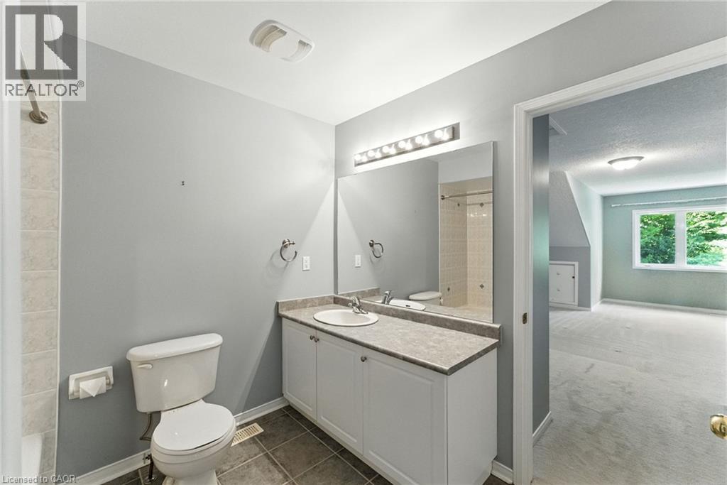 Photo 27 of 40 Wesleyan Court Unit 6, Ancaster ON
