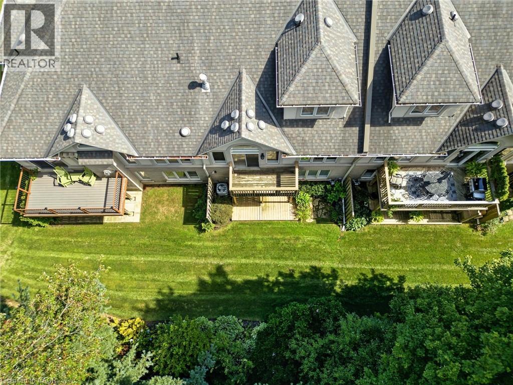 Photo 32 of 40 Wesleyan Court Unit 6, Ancaster ON