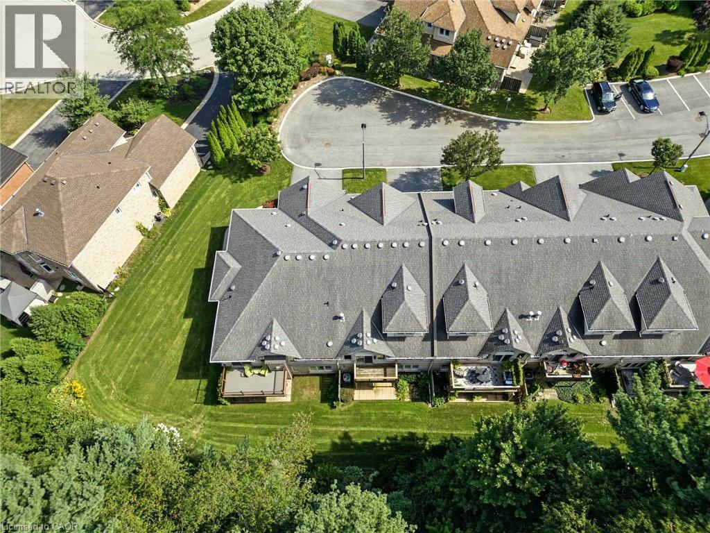 Photo 35 of 40 Wesleyan Court Unit 6, Ancaster ON