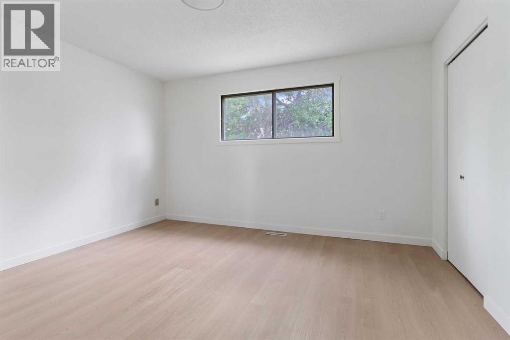 Photo 17 of 6637 Poplar Drive, Grande Prairie AB