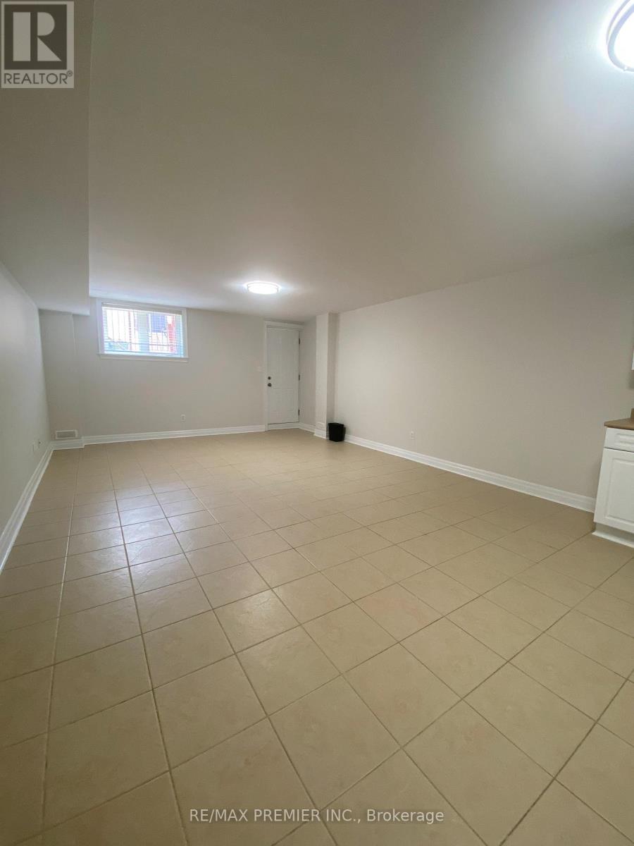 Photo 2 of Basement 34 Algarve Crescent, Toronto ON