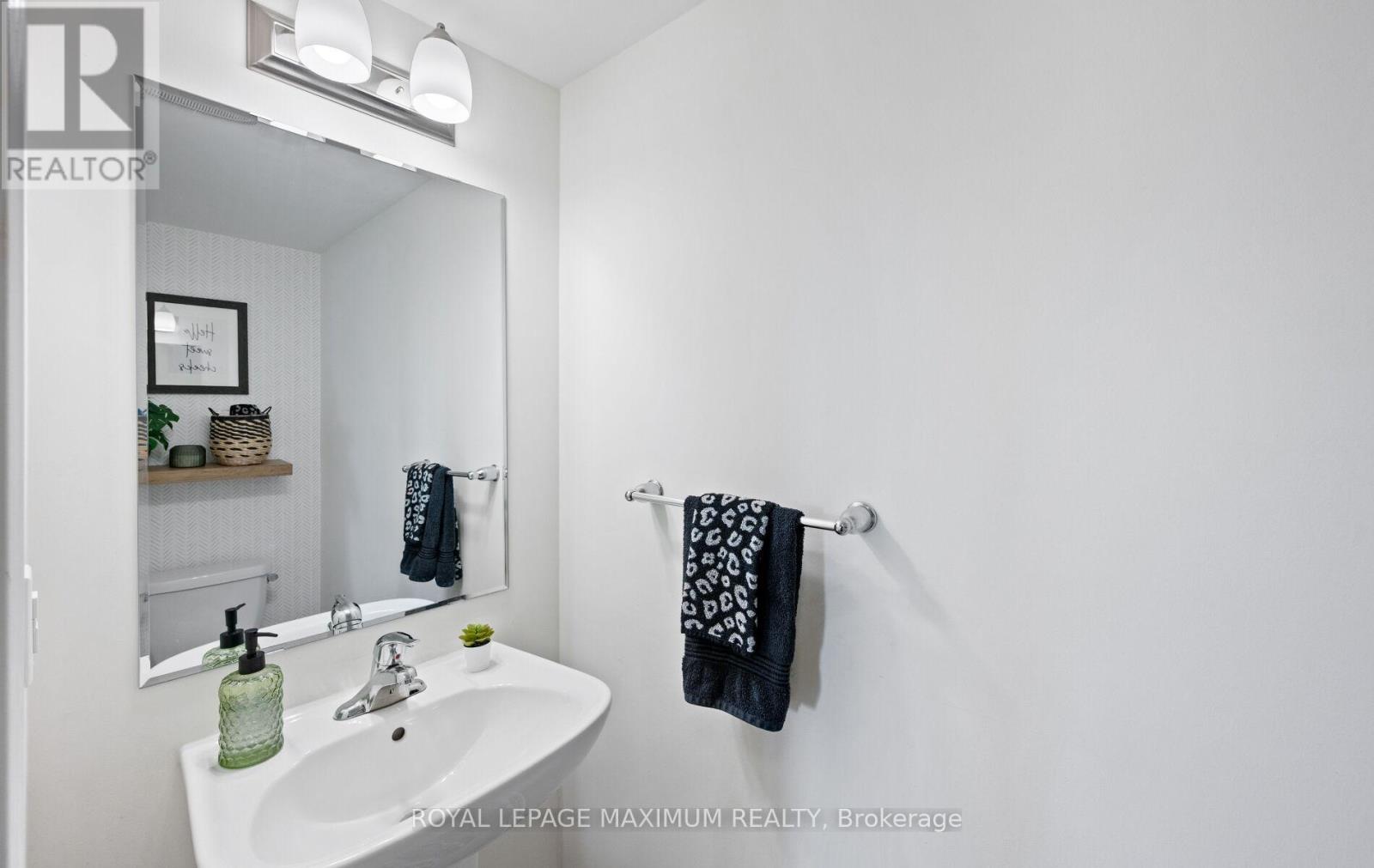Photo 20 of 70 975 Whitlock Avenue, Milton ON