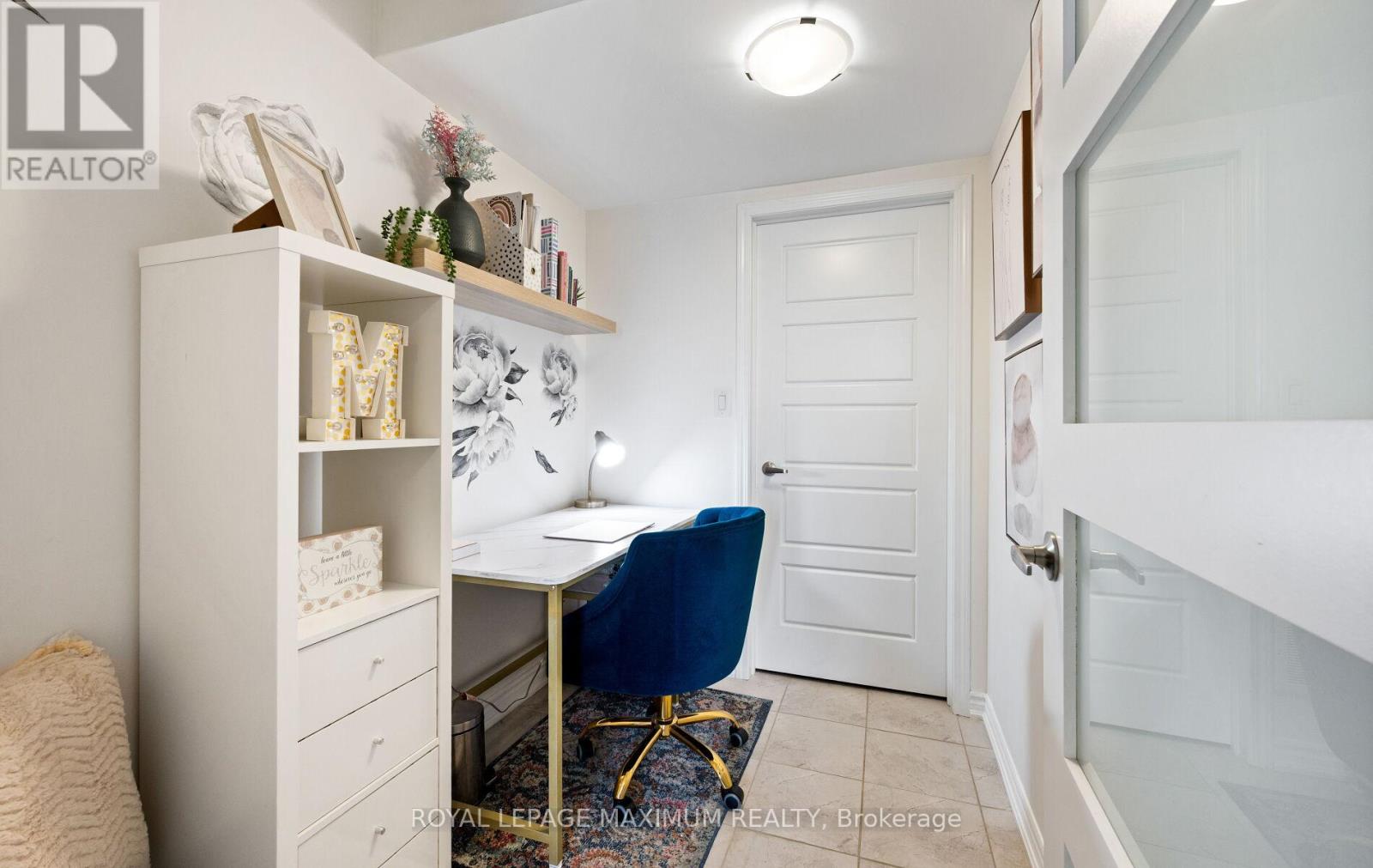 Photo 13 of 70 975 Whitlock Avenue, Milton ON